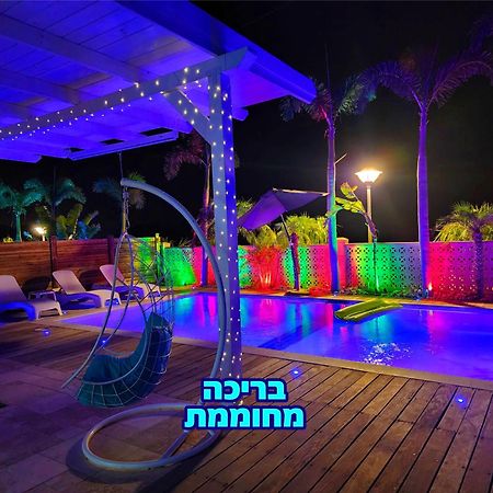 Villa Mountains Eilat וילה הרים אילת - בריכה מחוממת エクステリア 写真