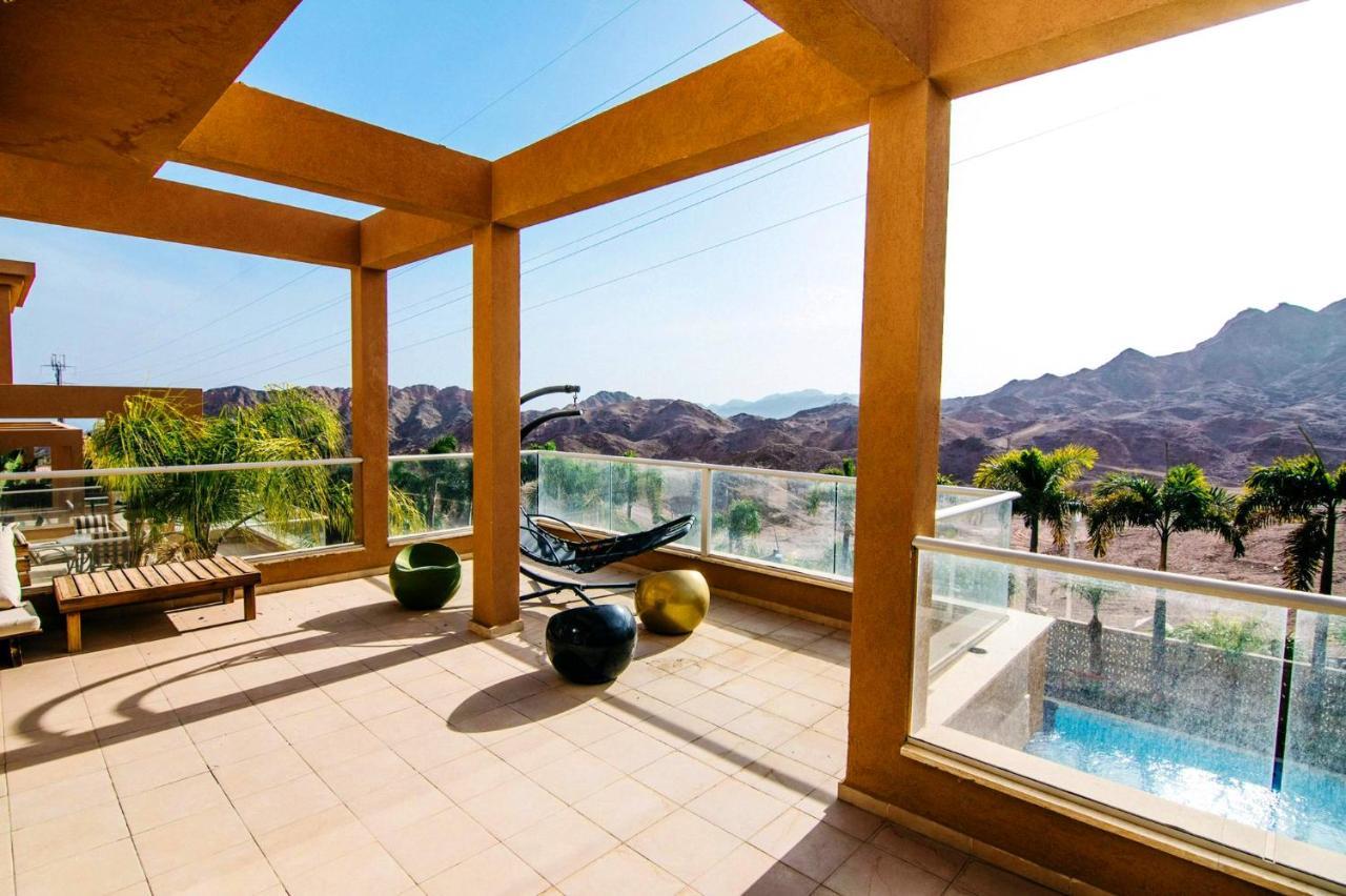 Villa Mountains Eilat וילה הרים אילת - בריכה מחוממת エクステリア 写真