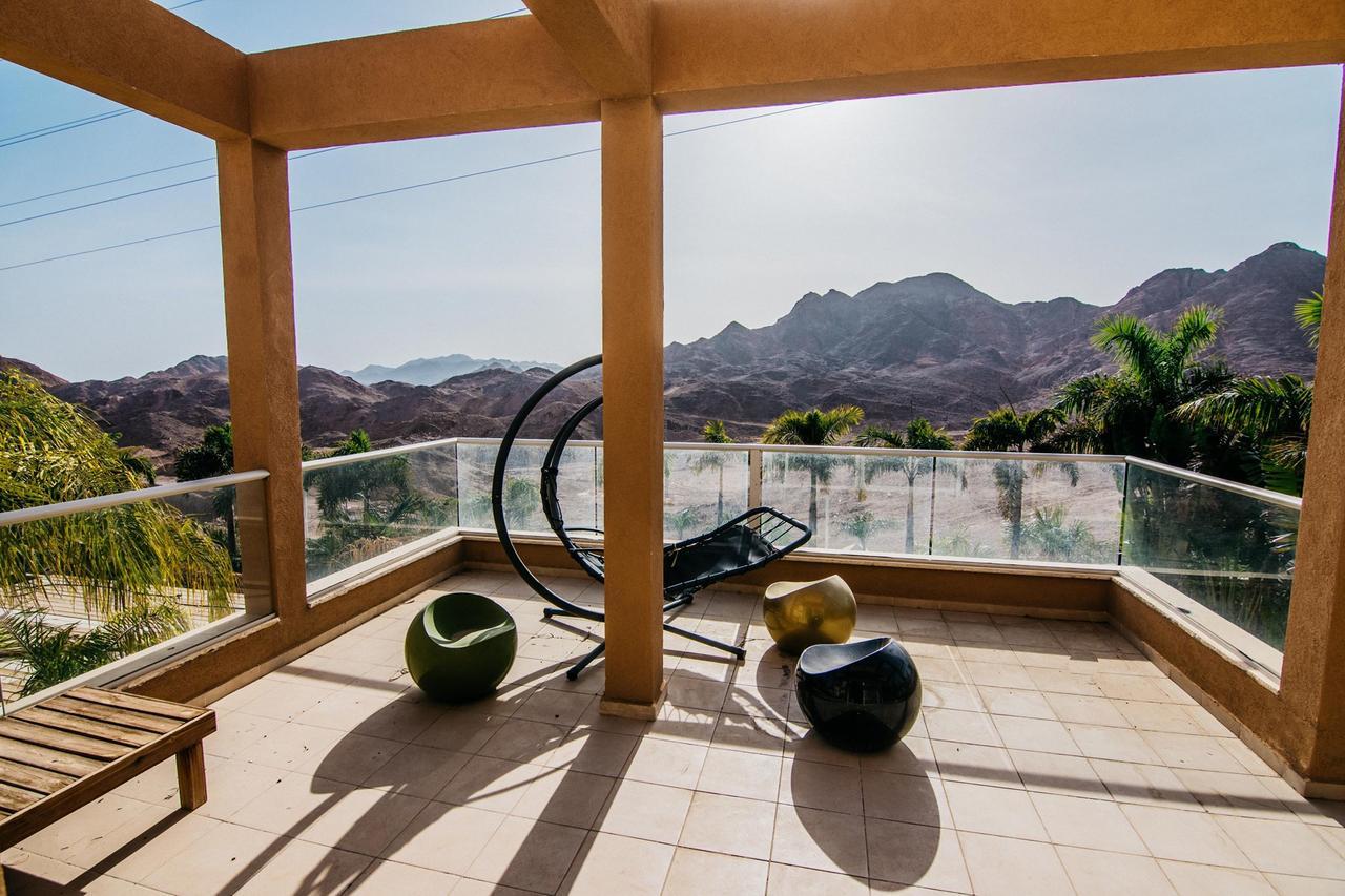 Villa Mountains Eilat וילה הרים אילת - בריכה מחוממת エクステリア 写真